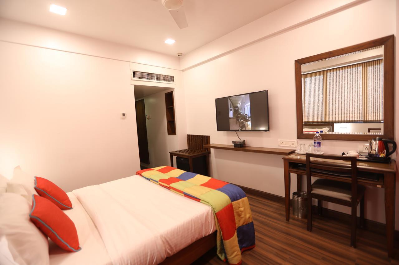 Deluxe Double or Twin Room,1439893789:JPEG