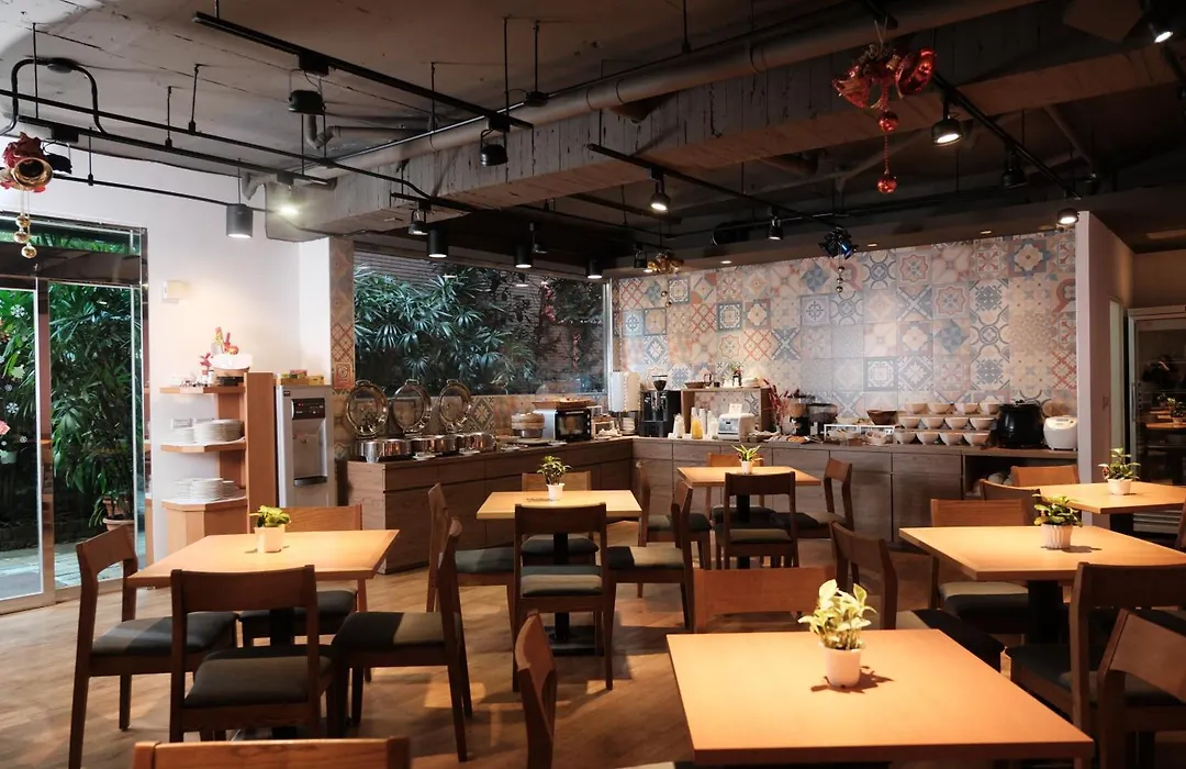 Citizen Hotel-1